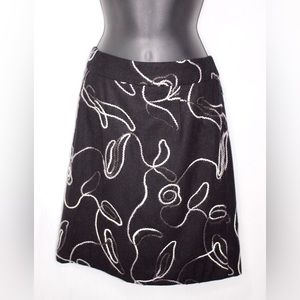 Harold’s Petite Botton Black with Felt Skirt Size 4